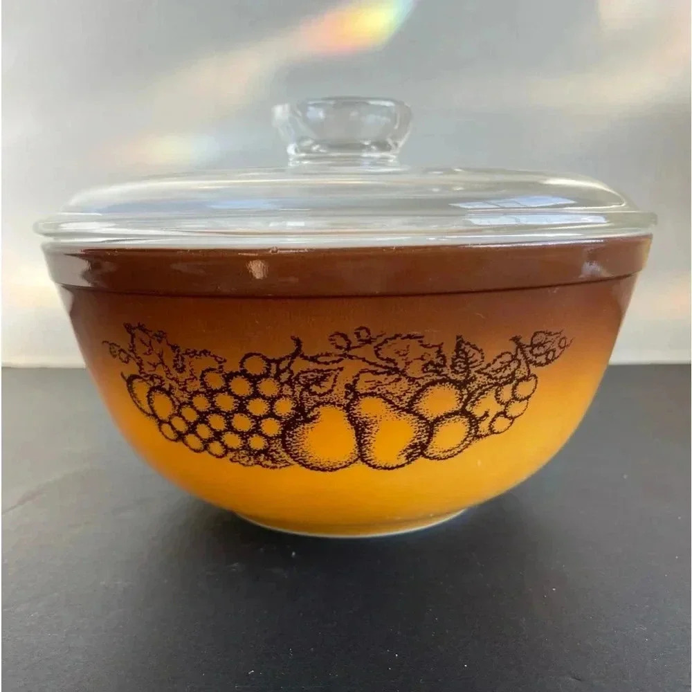 Vintage Pyrex 2 1/2 QT. Old Orchard Mixing Bowl #403 With Glass Lid